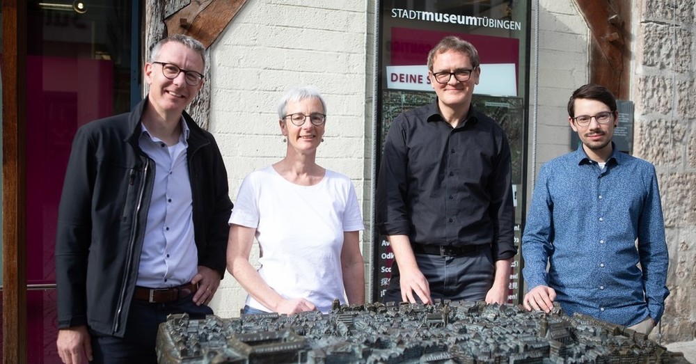 Thumb ticker lg content projektteam cyber and the city communicator preis